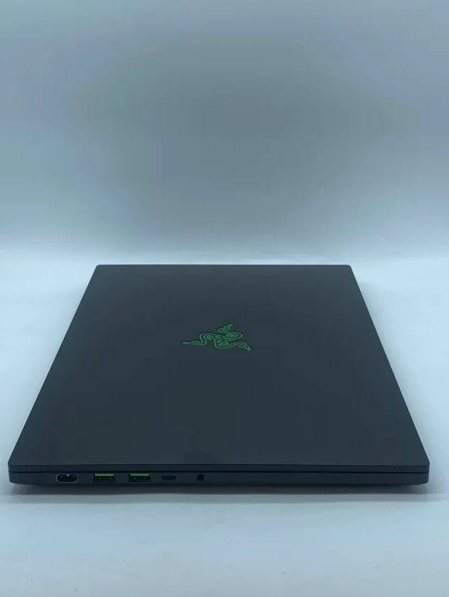Razer Blade 15 RZ09-0421 15.6" i7-12800H 2.4GHz 32GB RAM 1TB SSD RTX 3080 Ti